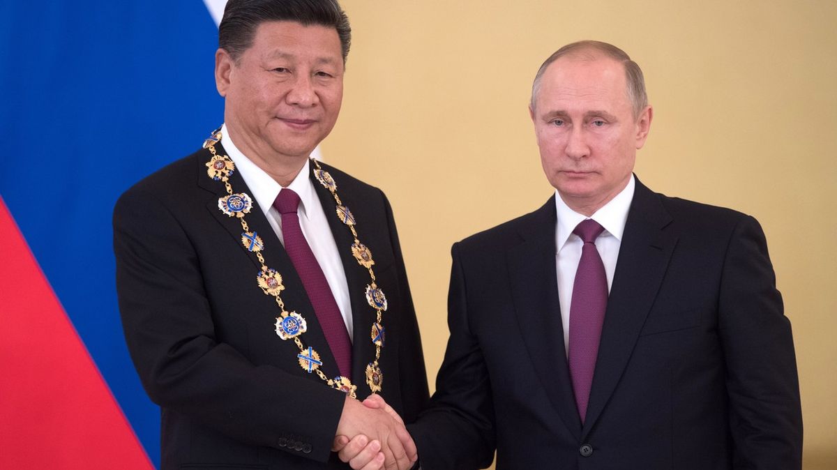 Putin navzdory ukrajinské krizi míří do Pekingu. Olympiády se zúčastní